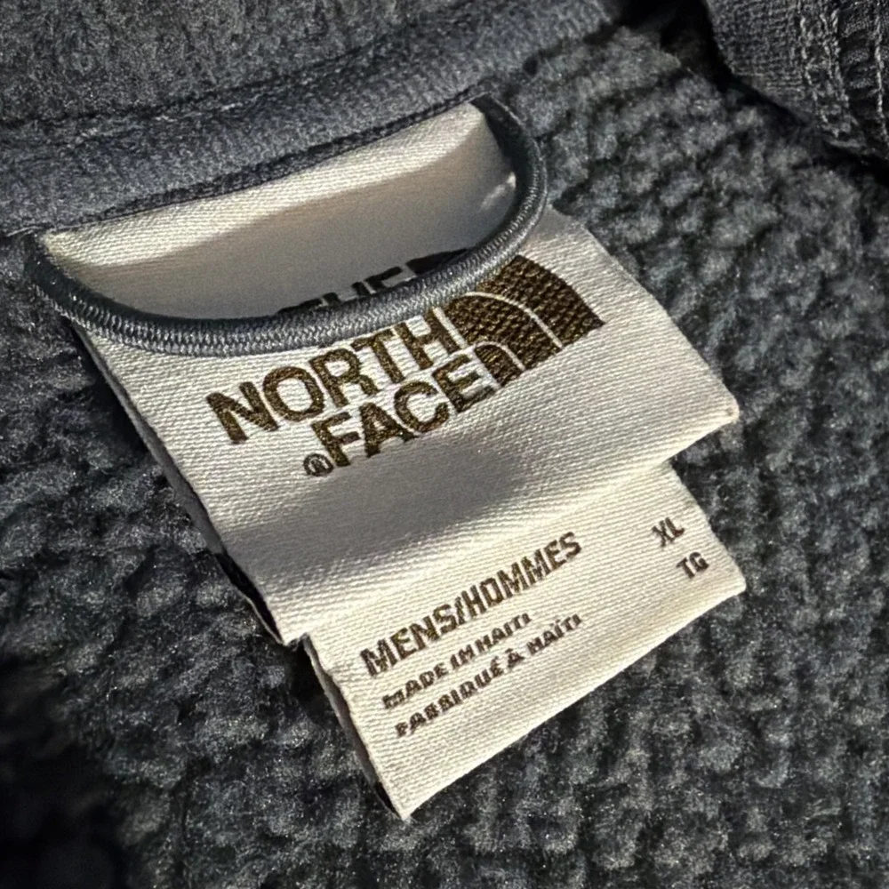The North Face Men's XL Gray Gordon Lyons 1/4 Zip Long Sleeve Fleece Pullover